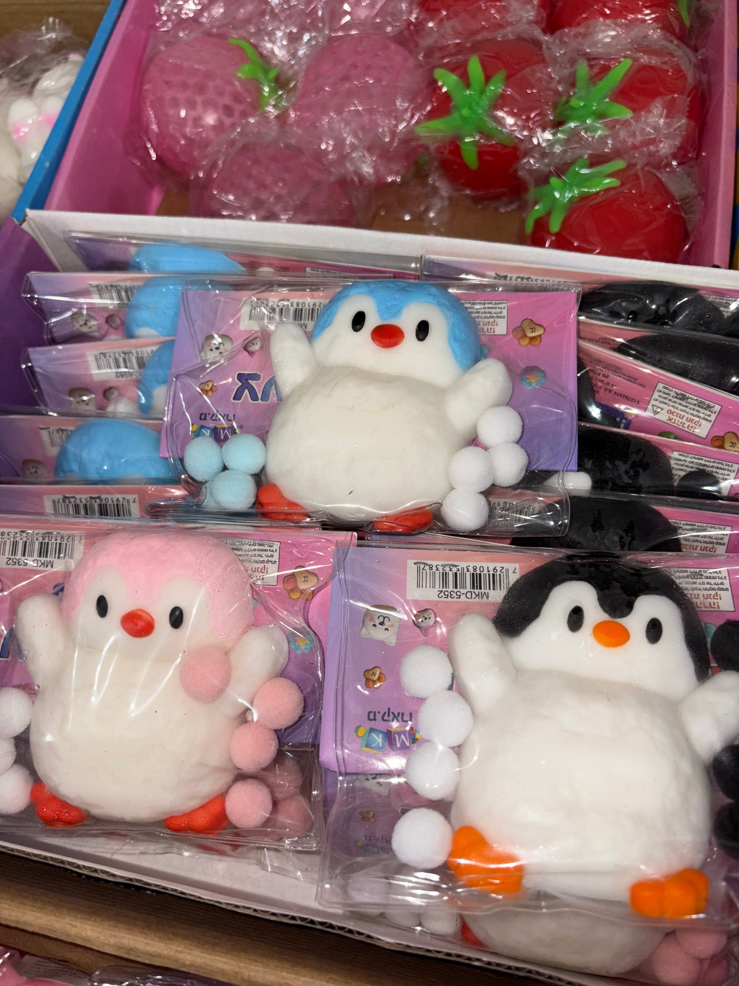 טבה סקווישי פינגווין