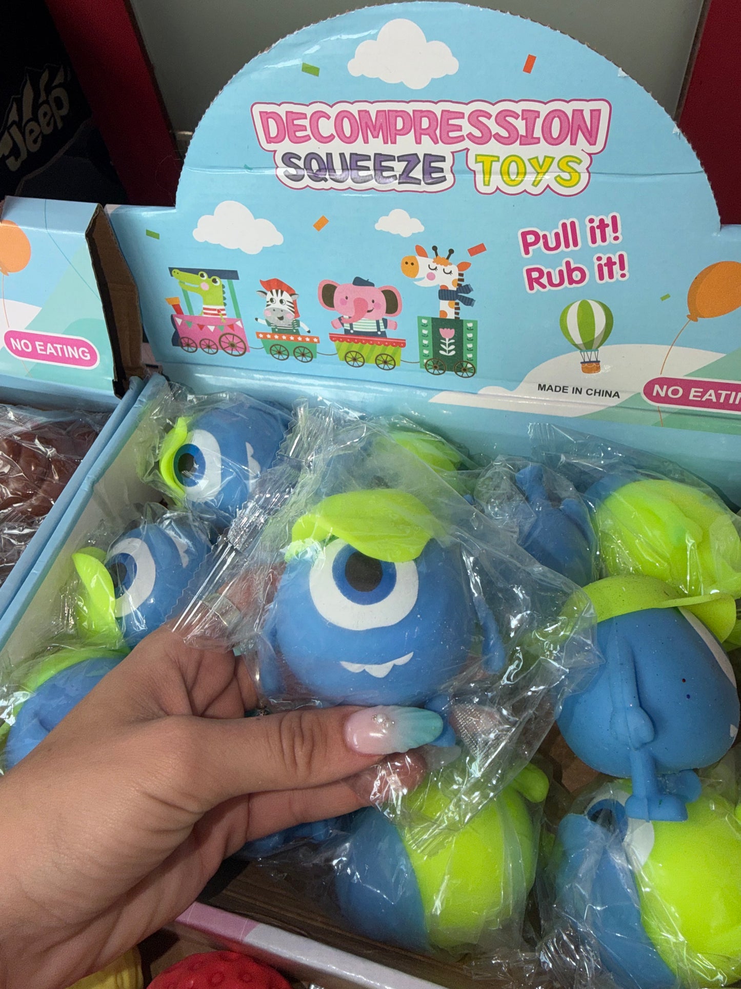 מפלצות בע״מ קצף