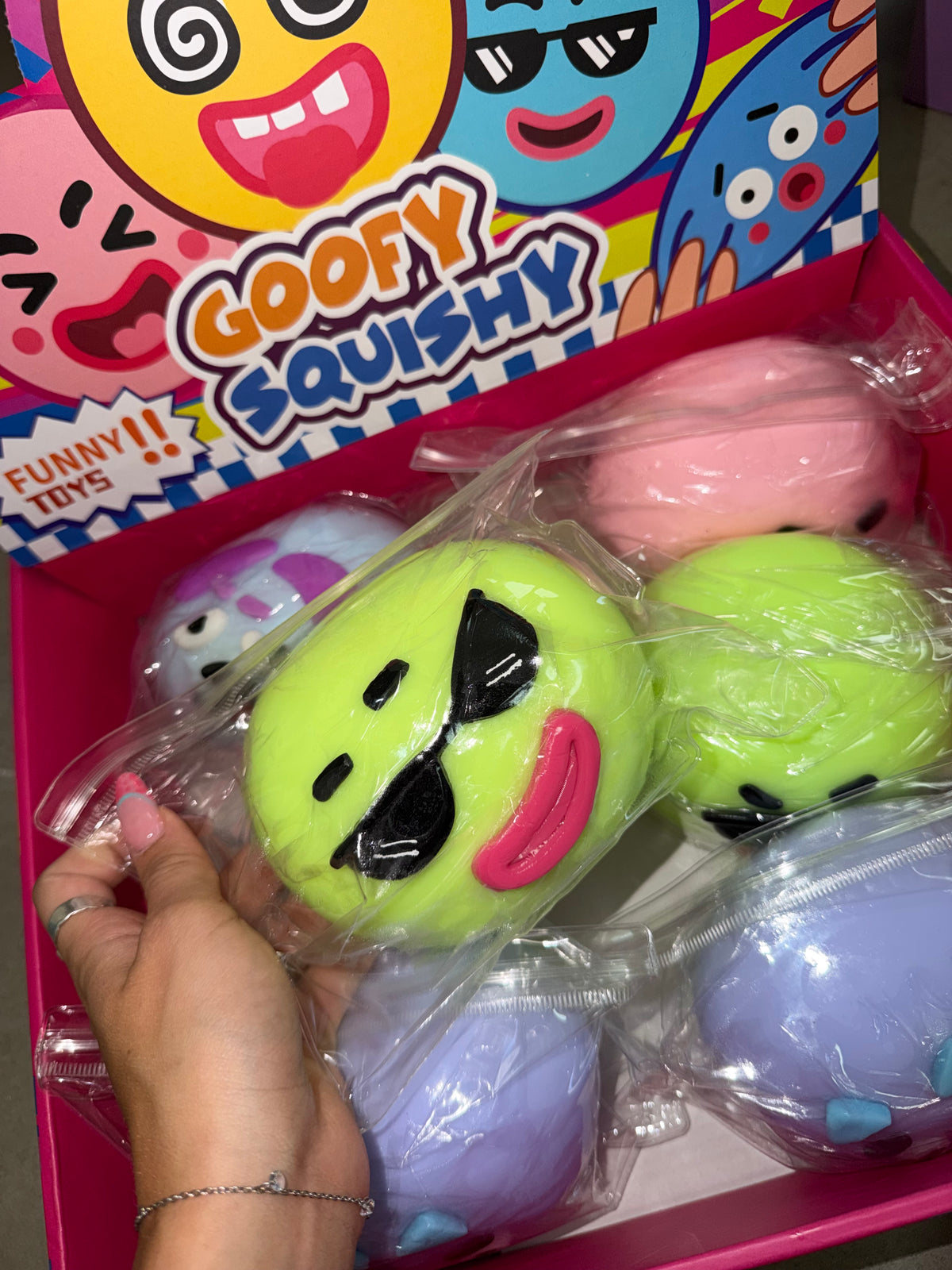 פרצוף קליי חמאה דביק גדול