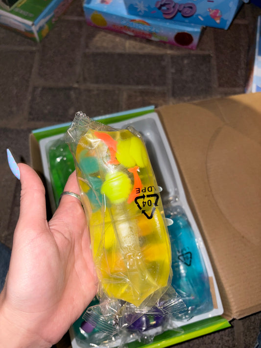 נחש מים ענק