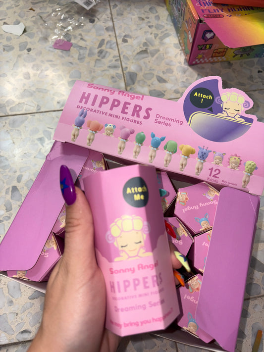 סוני אנגלס נדבק לטלפון