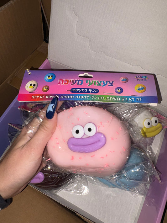 סופגניית נידו ענקית