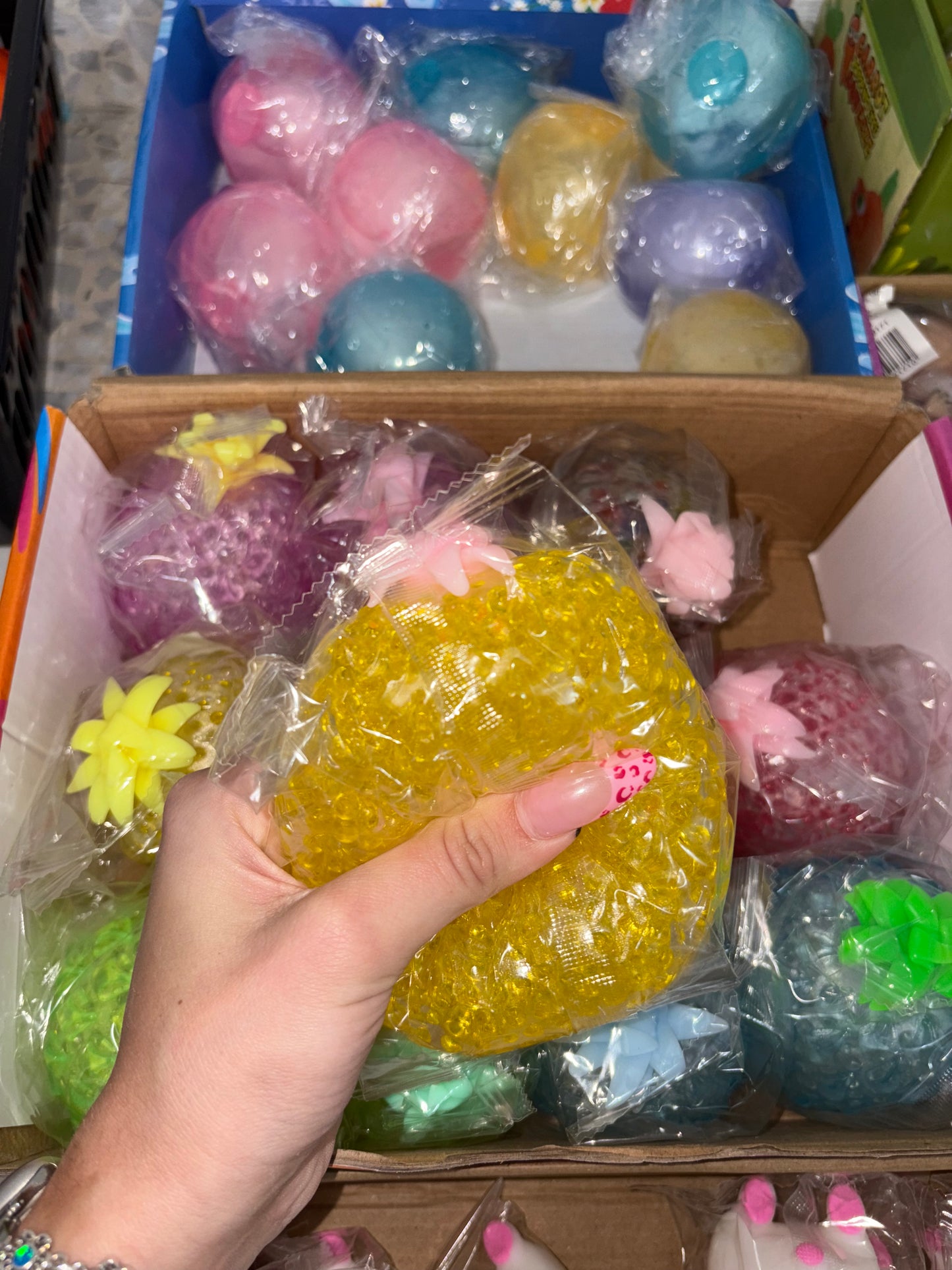 אננס אורביז ענקקק