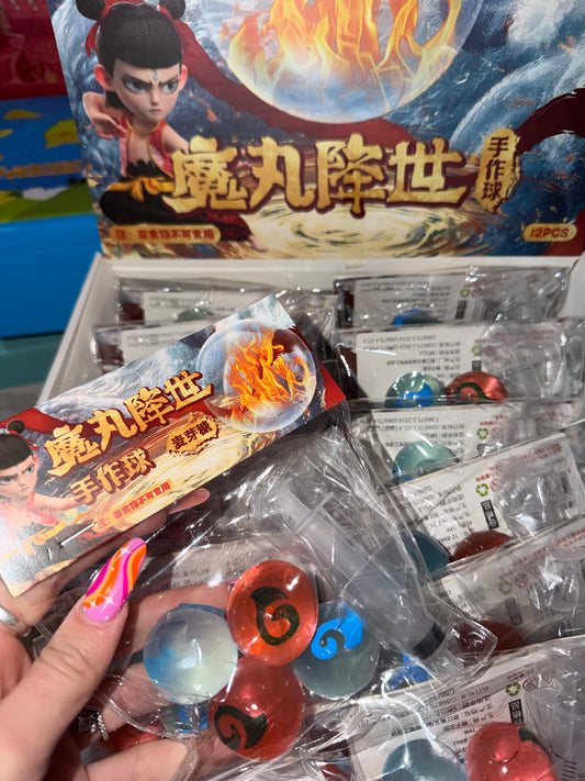 מארז 4 כדורי קרח אש ומים מגיע עם מזרק ומחט